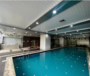Cama KING, piscina en SUITE de LUJO en zona privilegiada y céntrica